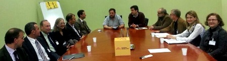 El Fòrum d’Entitats per la Reforma de l’Administració presenta el document “Per la reforma de l’administració” a Oriol Junqueras
