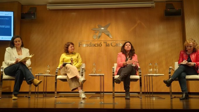 LA DEGANA DEL COLPIS, LA DRA. LÍDIA ARROYO, PARTICIPA AL DIÀLEG ‘CAP A UN FEMINISME TRANSFORMADOR’