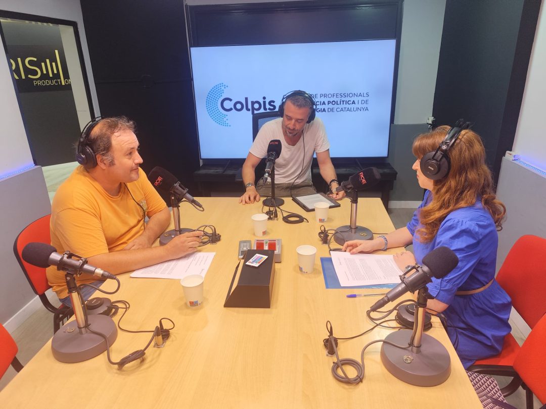 «ENS HEM DE FORMAR PER SER CAPAÇOS DE BUSCAR I AVALUAR FONTS D’INFORMACIÓ DE MANERA AUTÒNOMA»